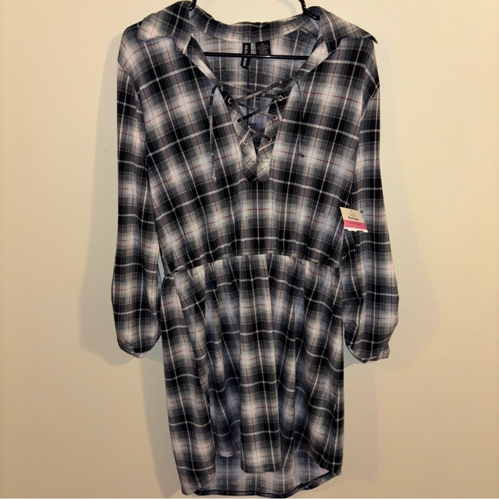 NWT No Comment Plaid Lace-Up Dress Size XL